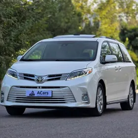 Toyota Sienna 2019