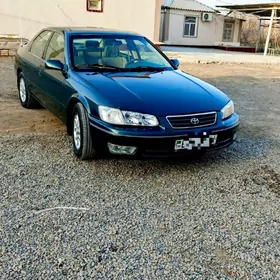 Toyota Camry 2000