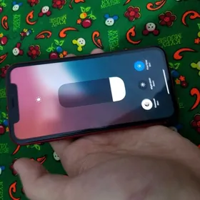 iphone xr 64gb 77% RED