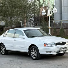 Toyota Avalon 1999
