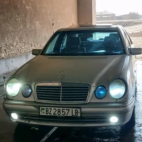 Mercedes-Benz E320 1997