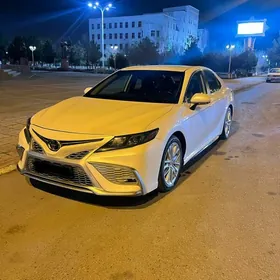 Toyota Camry 2022