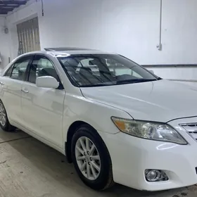 Toyota Camry 2011