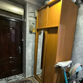 шкаф с купейными дверьми