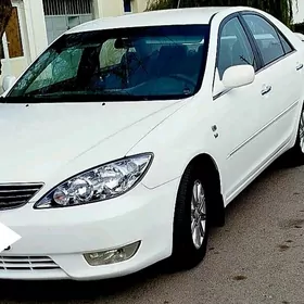 Toyota Camry 2004