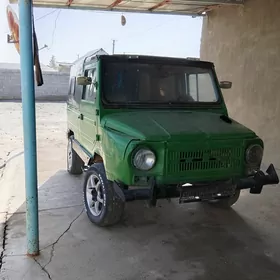 UAZ 469 1990
