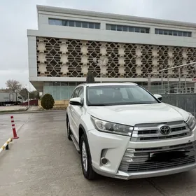 Toyota Highlander 2017