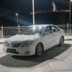 Toyota Camry 2010