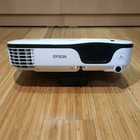 Epson proyektor/проектор
