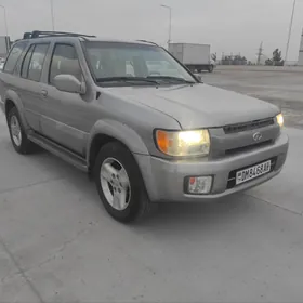Nissan Pathfinder 2001