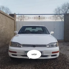 Toyota Camry 1993