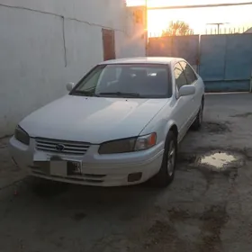 Toyota Camry 1998