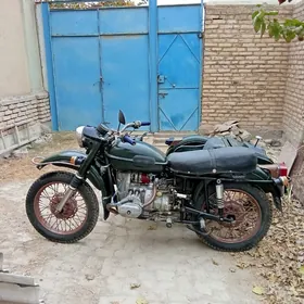 Ural 4320 1988
