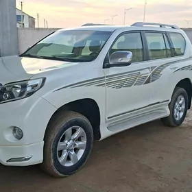 Toyota Land Cruiser Prado 2014