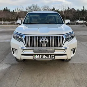 Toyota Land Cruiser Prado 2021