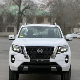 Nissan Navara 2025