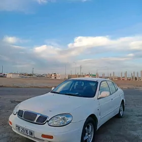 Daewoo Leganza 2000