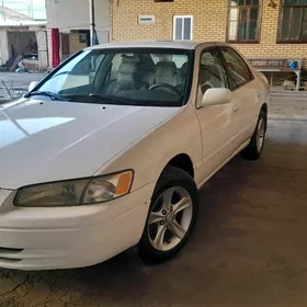 Toyota Camry 1998