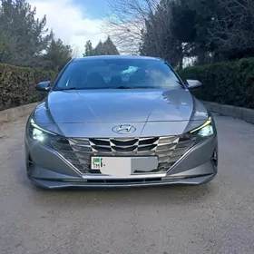 Hyundai Elantra 2021
