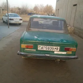 Lada 2104 1986