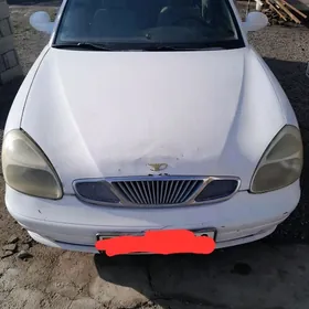 Daewoo Nubira 2000