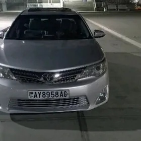 Toyota Camry 2013