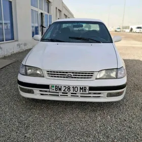 Toyota Corona 1995