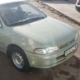 Toyota Carina 1995