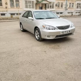 Toyota Camry 2004