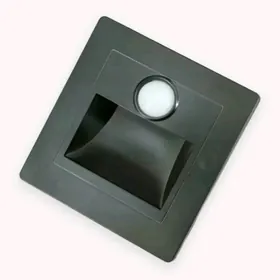 dekaratiwny aswişennya lesnisa