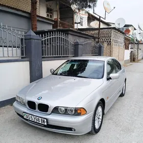 BMW E39 1998