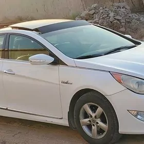 Hyundai Sonata 2012