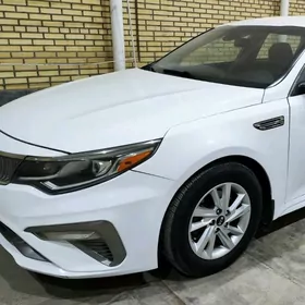 Kia Optima 2020