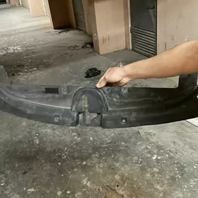 20 corolla kapot plastmas