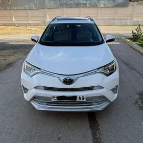 Toyota RAV4 2018