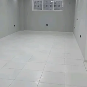 ПОЛУПОДВАЛ НА МИР-3