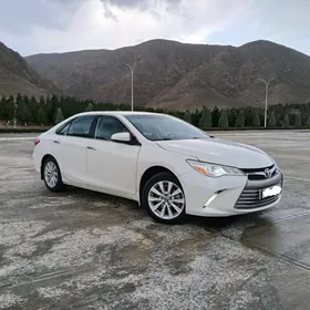 Toyota Camry 2017