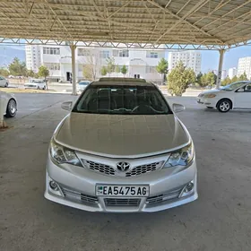 Toyota Camry 2012
