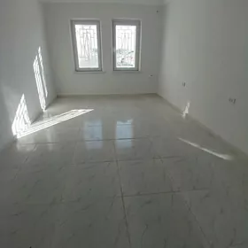 Arenda mir 2 podwal 3 komnat