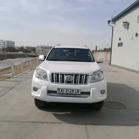 Toyota Land Cruiser Prado 2011