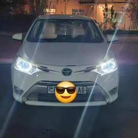 Toyota Yaris 2014