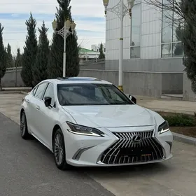 Lexus ES 350 2022