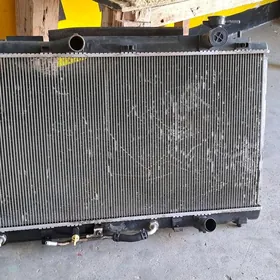 Radiiator Радиатор Lexus ES