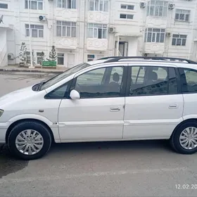 Opel Zafira 2003