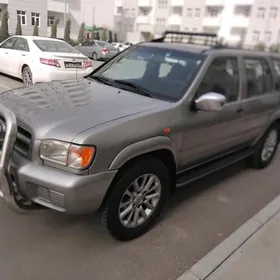 Nissan Pathfinder 2001