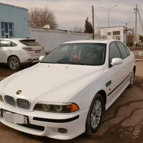 BMW E39 2003