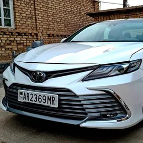 Toyota Camry 2022