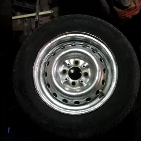 lada q3lada 13  lik ayak