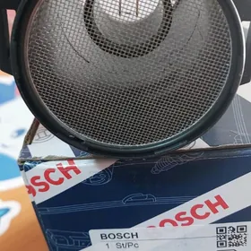 E34 Vozdyhamer BOSCH