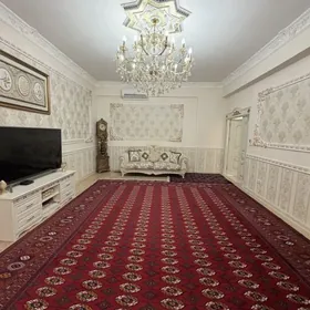 гуртли  4 ком 1 этаж